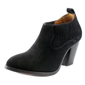Frye Ilana Black suede booties